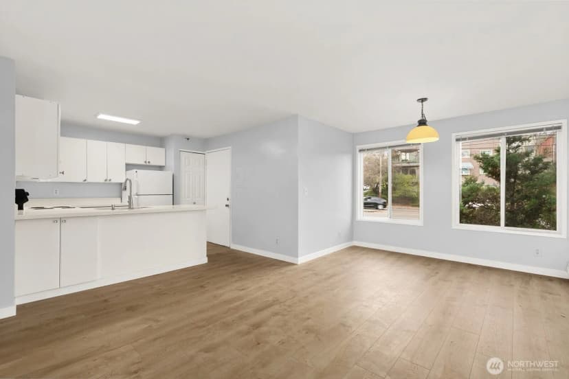 Property photo for 3660 Whitman Avenue N, Seattle photo 5