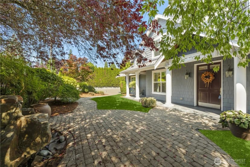 Property photo for 1308 100th Avenue Ne, Bellevue photo 38
