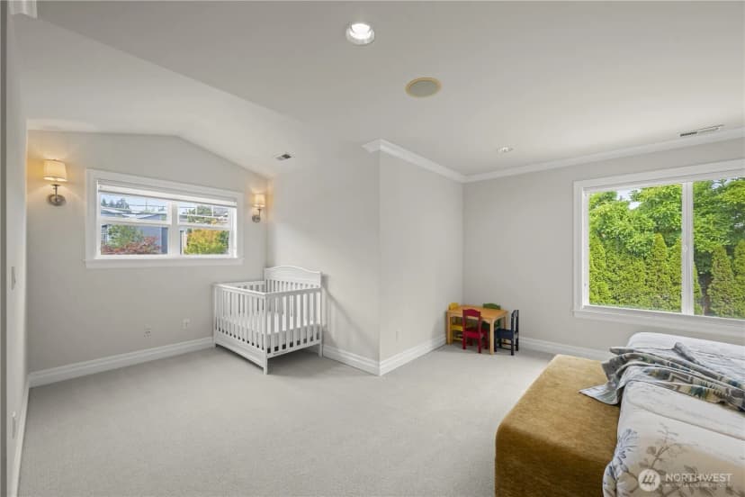 Property photo for 1308 100th Avenue Ne, Bellevue photo 22