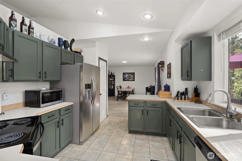 Property photo for 18133 Stoney Ct Se, Yelm photo 17