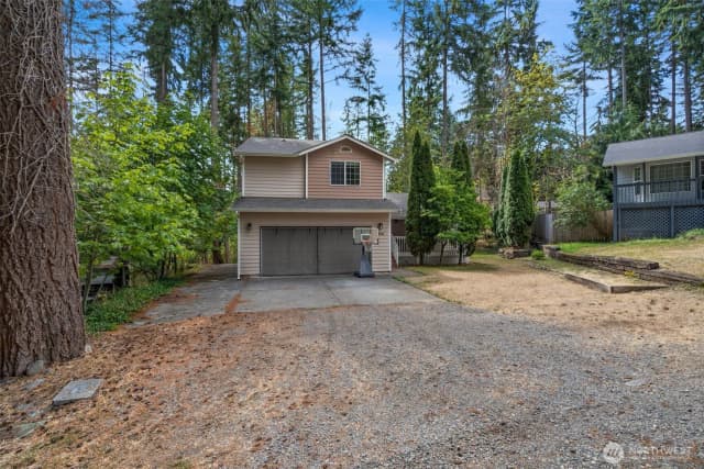 Property photo for 18133 Stoney Ct Se, Yelm photo 2