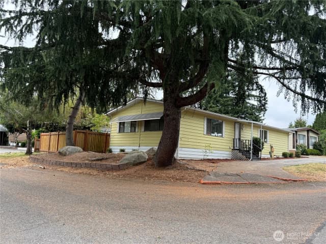 Property photo for 11316 Se 226th Street, Kent