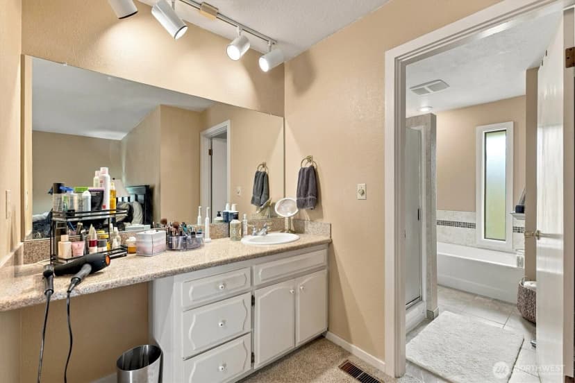 Property photo for 2461 Park Hill Drive, Longview photo 17