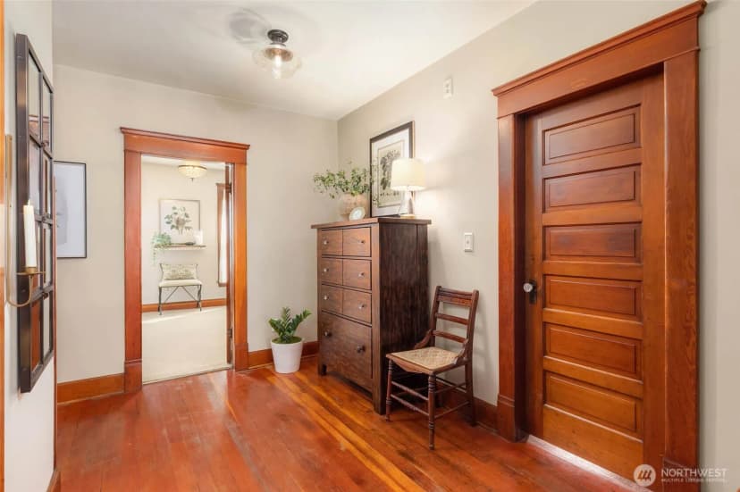 Property photo for 317 Avenue B, Snohomish photo 16