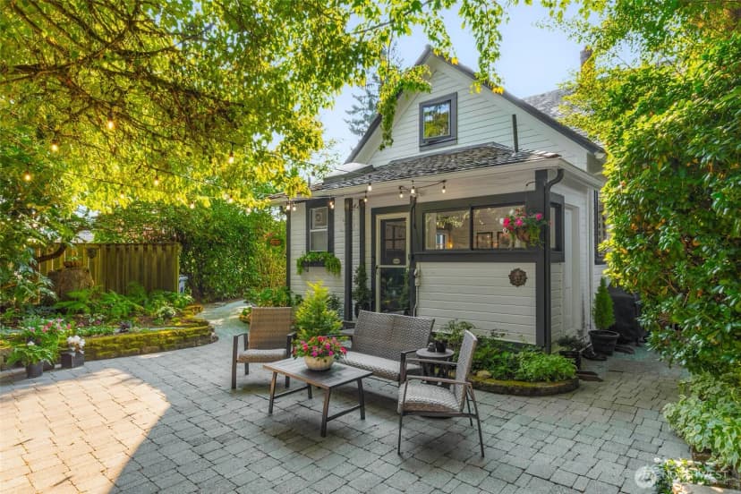 Property photo for 317 Avenue B, Snohomish photo 27