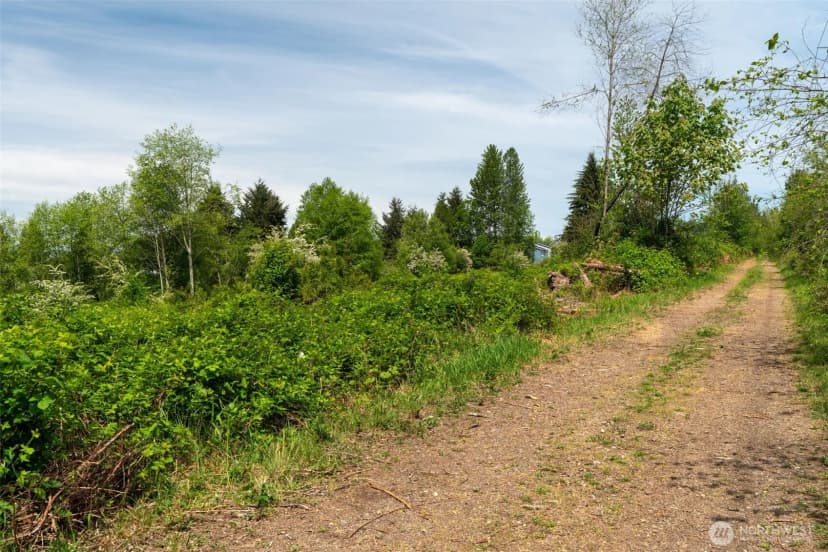 Property photo for 27414 Ne Big Rock Rd, Duvall photo 10
