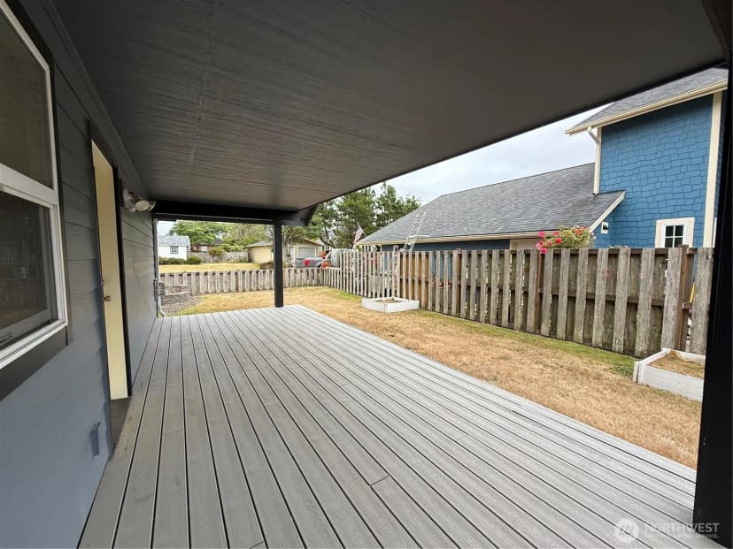 Property photo for 26209 N Place, Ocean Park photo 8