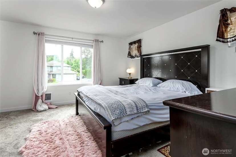 Property photo for 11512 3rd Place W #b, Everett photo 17