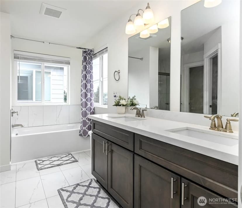 Property photo for 11512 3rd Place W #b, Everett photo 19