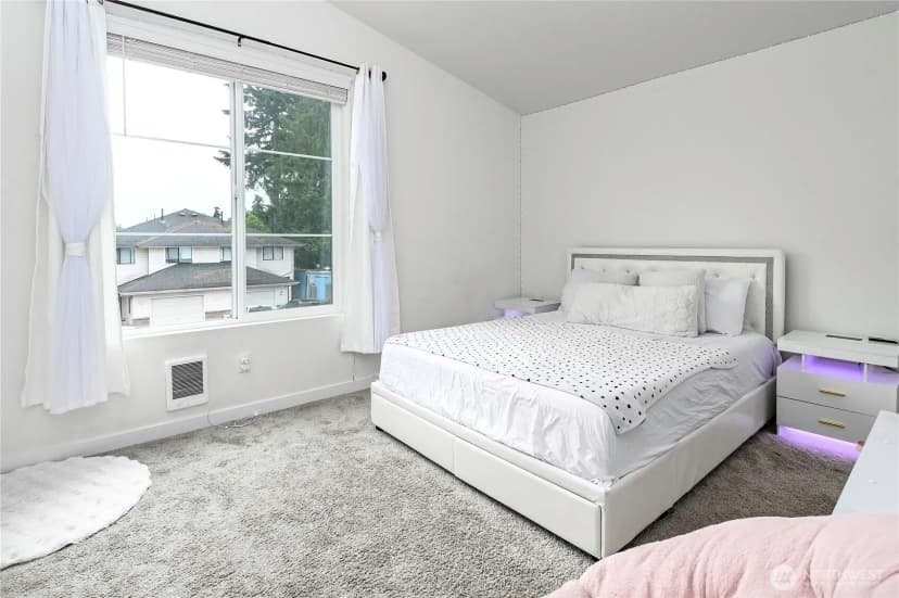 Property photo for 11512 3rd Place W #b, Everett photo 13