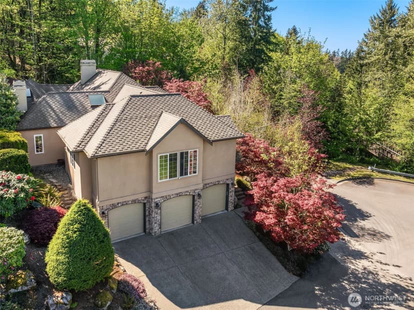 Property photo for 17247 Se 54th Place, Bellevue