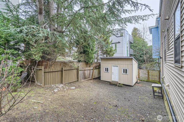 Property photo for 2312 E Denny Way, Seattle photo 3