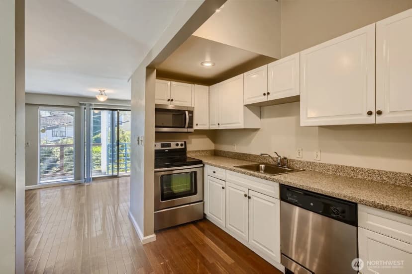 Property photo for 2312 E Denny Way, Seattle photo 15