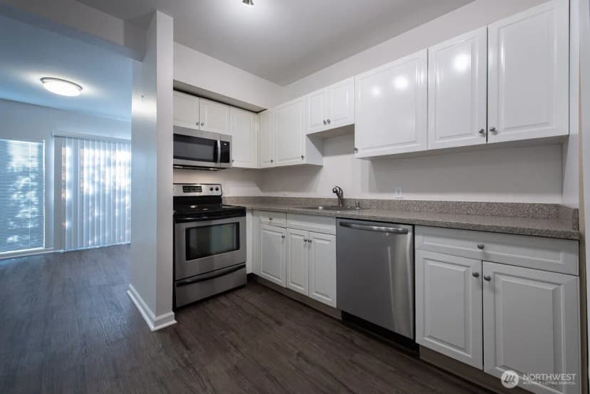 Property photo for 2312 E Denny Way, Seattle photo 5