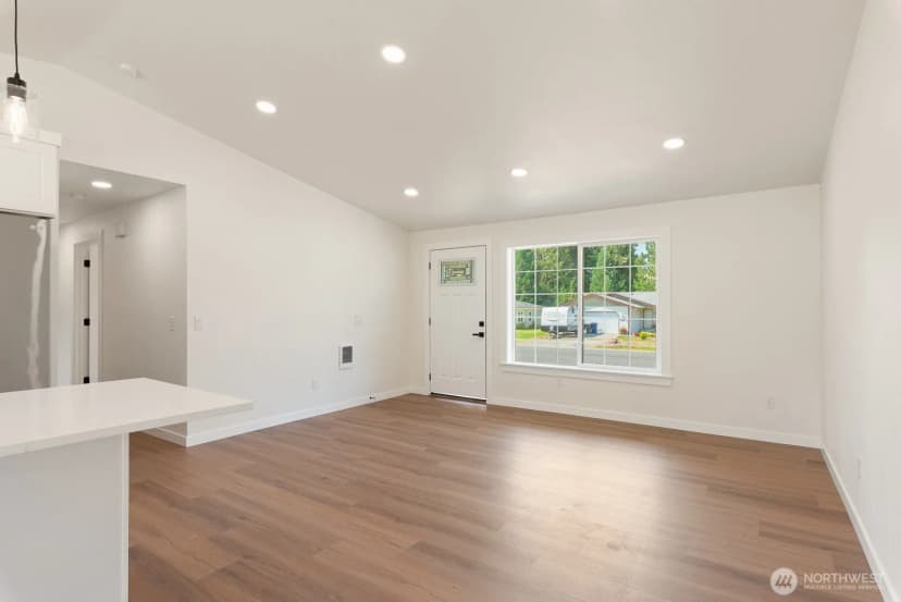 Property photo for 5205 Aerie Ln, Sedro Woolley photo 6