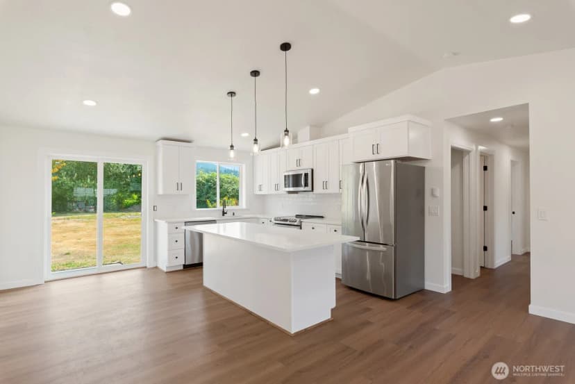 Property photo for 5205 Aerie Ln, Sedro Woolley photo 9