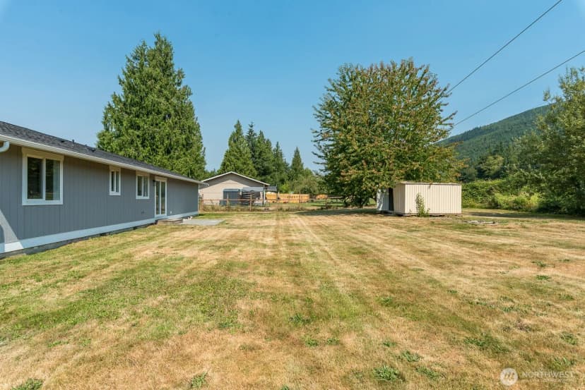 Property photo for 5205 Aerie Ln, Sedro Woolley photo 33