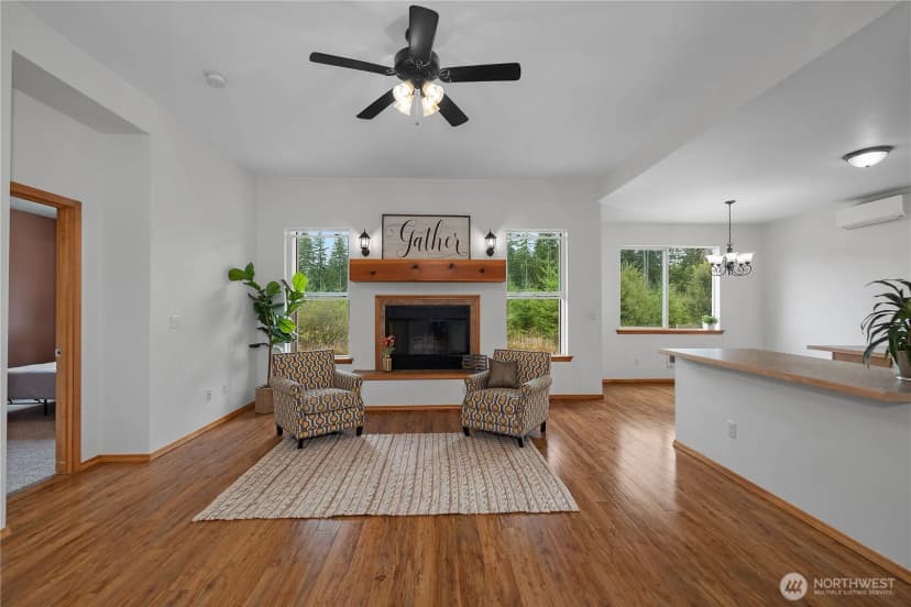Property photo for 321 E Penzance Road, Shelton photo 11