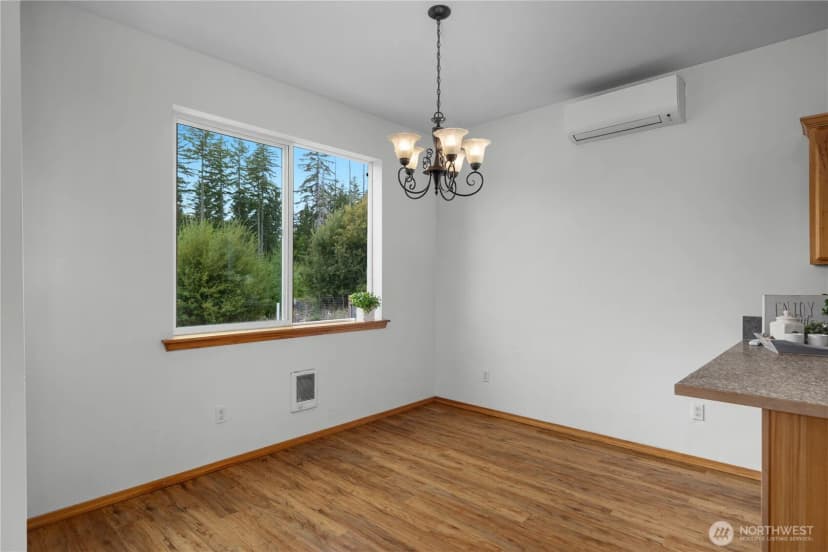 Property photo for 321 E Penzance Road, Shelton photo 13