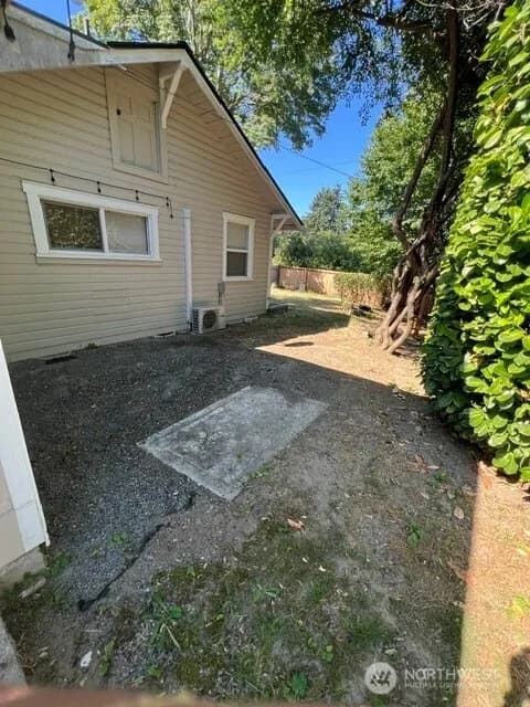 Property photo for 414 Chambers Street Ne, Olympia photo 17