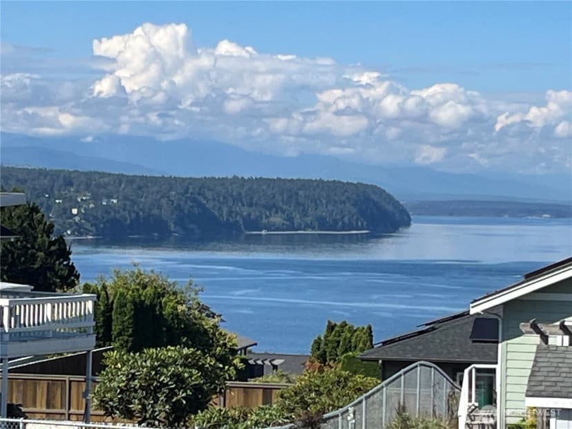 Property photo for 200 N Rhododendron Drive, Port Townsend photo 2