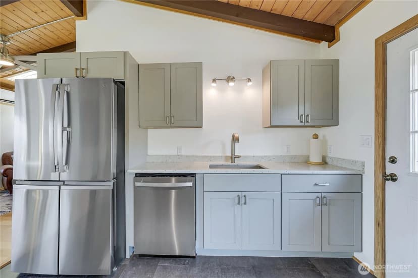 Property photo for 200 N Rhododendron Drive, Port Townsend photo 7