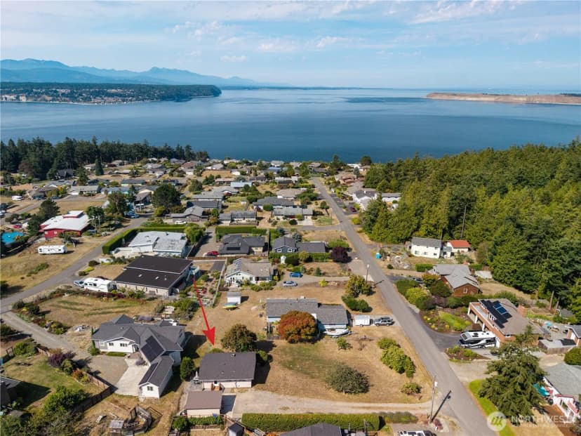 Property photo for 200 N Rhododendron Drive, Port Townsend photo 36