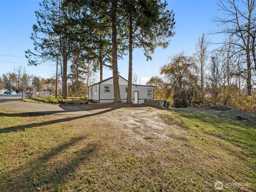 Property photo for 12535 Se Kent Kangley Road, Kent photo 2