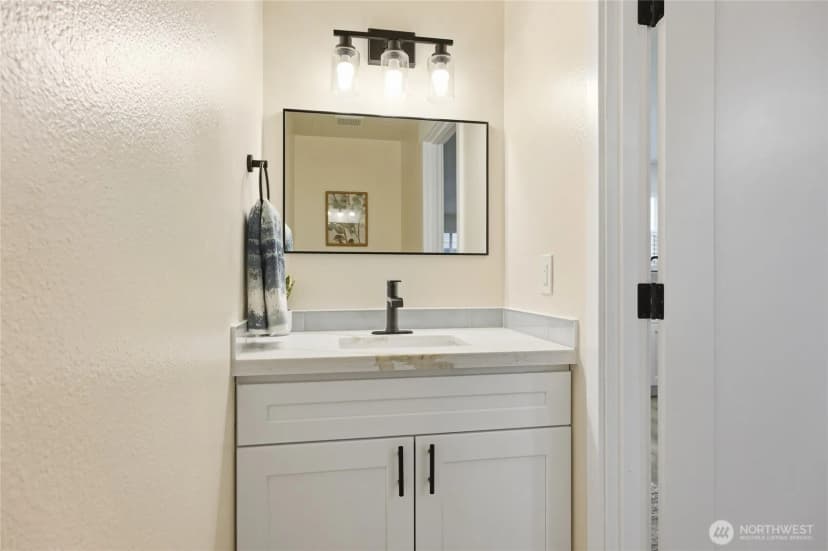 Property photo for 1220 N 137th Street #c, Seattle photo 8