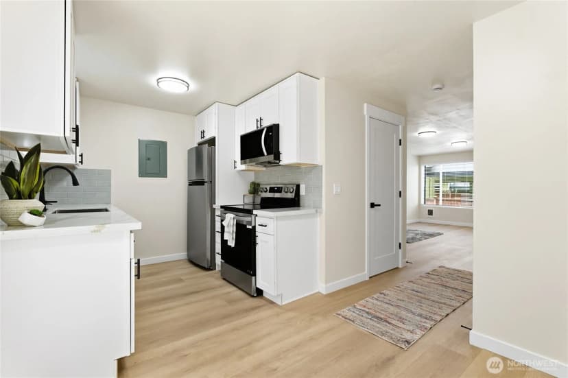 Property photo for 1220 N 137th Street #c, Seattle photo 16