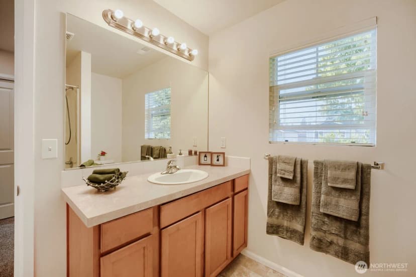 Property photo for 24231 Se 263rd Place, Maple Valley photo 23