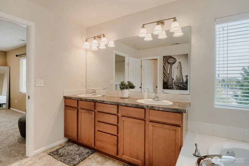 Property photo for 24231 Se 263rd Place, Maple Valley photo 18