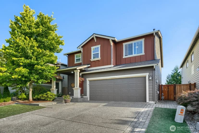 Property photo for 24231 Se 263rd Place, Maple Valley photo 2