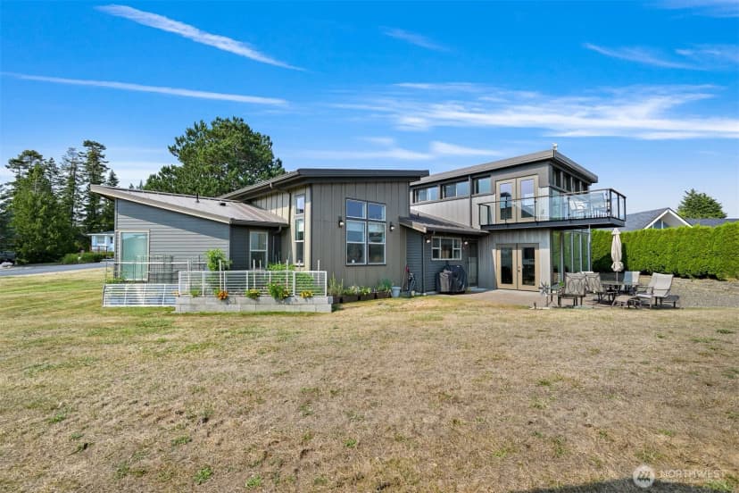 Property photo for 5493 Salish Road, Blaine photo 12