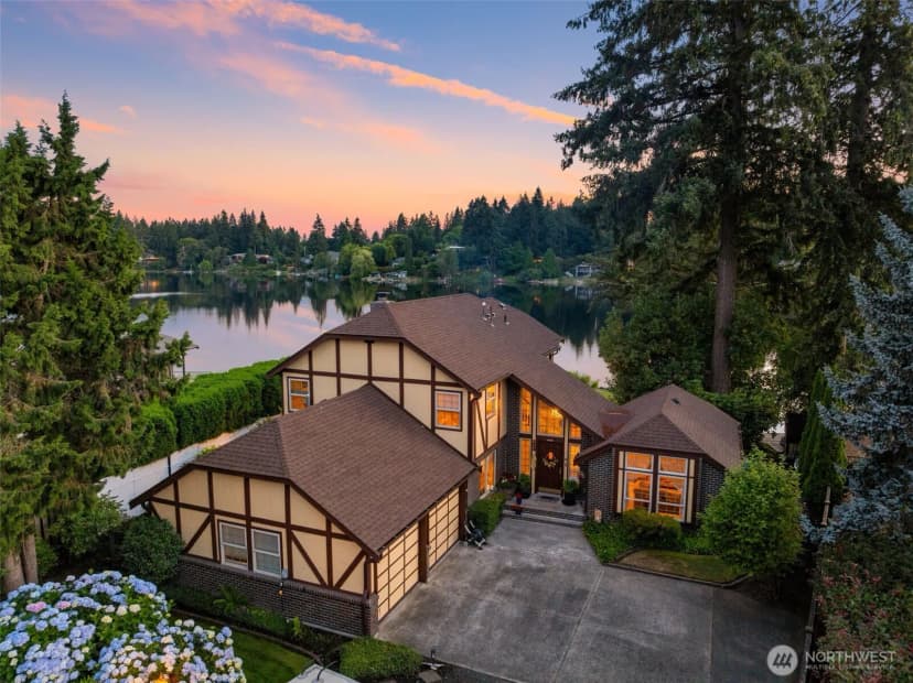 Property photo for 4832 Lakemont Drive Se, Olympia photo 2