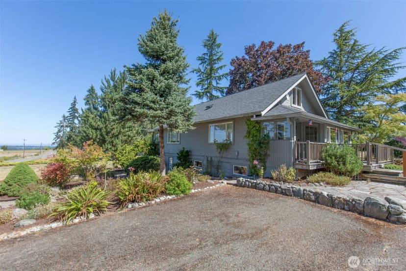 Property photo for 31 Mcfarland Drive, Sequim photo 3