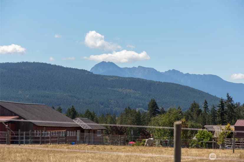 Property photo for 31 Mcfarland Drive, Sequim photo 8