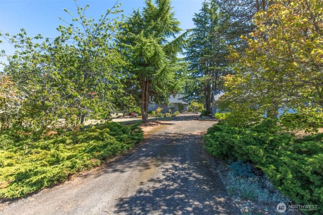 Property photo for 31 Mcfarland Drive, Sequim photo 2