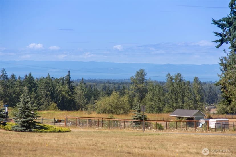 Property photo for 31 Mcfarland Drive, Sequim photo 9