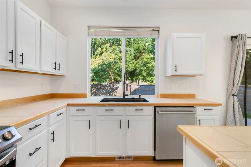 Property photo for 5914 Elizabeth Avenue Se, Auburn photo 8