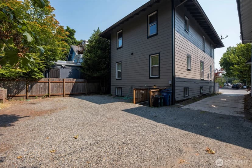 Property photo for 953 /955 23rd Avenue, Seattle photo 20