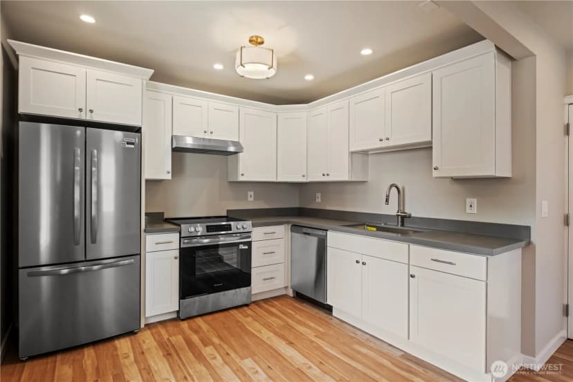 Property photo for 953 /955 23rd Avenue, Seattle photo 10