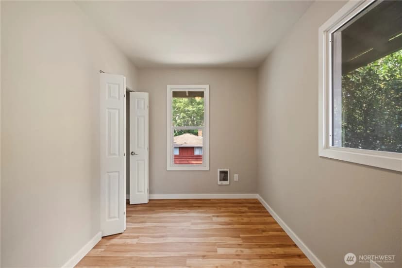 Property photo for 953 /955 23rd Avenue, Seattle photo 11