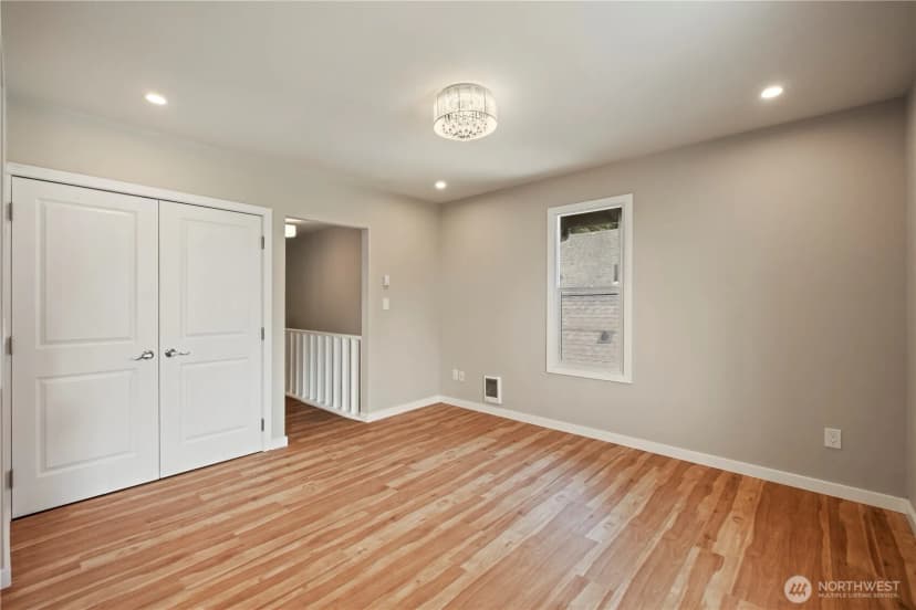 Property photo for 953 /955 23rd Avenue, Seattle photo 4