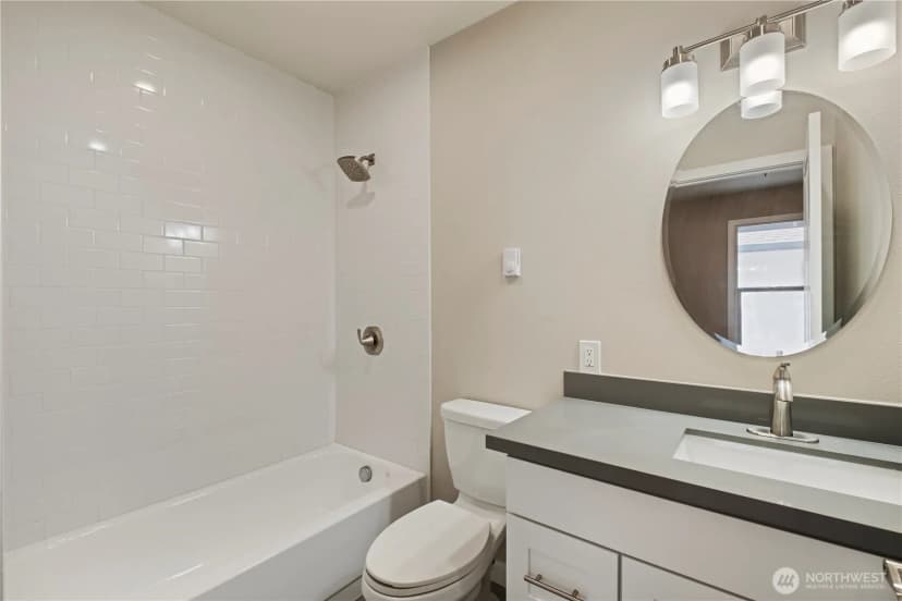 Property photo for 953 /955 23rd Avenue, Seattle photo 12