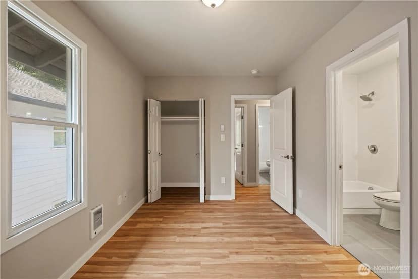 Property photo for 953 /955 23rd Avenue, Seattle photo 14