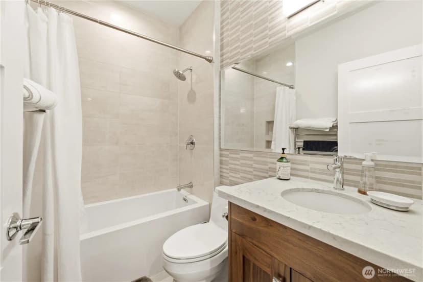 Property photo for 7226 S Ryan Street W, Seattle photo 16