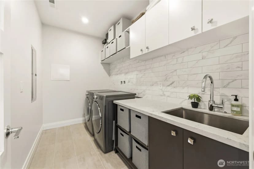Property photo for 7226 S Ryan Street W, Seattle photo 11