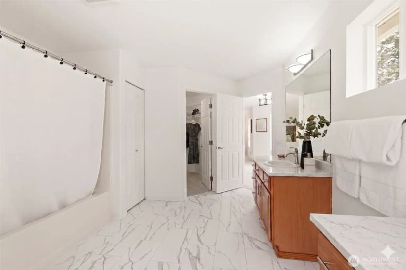 Property photo for 2108 250th Place Se, Sammamish photo 23