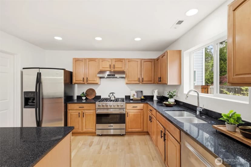 Property photo for 2108 250th Place Se, Sammamish photo 6